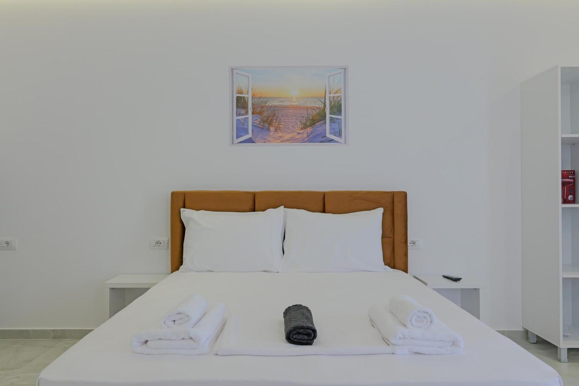Central Garden Residence Sofia - Free Parking クサミル エクステリア 写真
